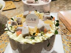 -山与蓝·轻糖鲜果蛋糕(勒泰店)