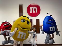 -m豆巧克力世界(上海世茂广场店)