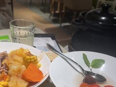 -汤城小厨•粤菜•靓汤(西直门凯德MALL店)