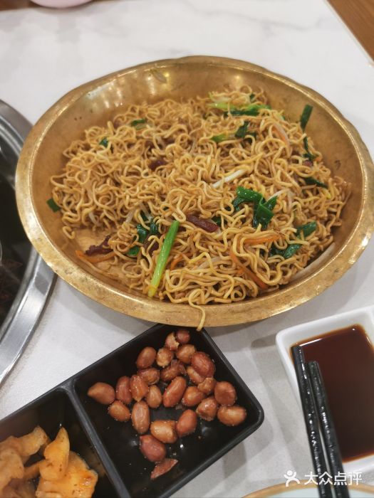 盈田盈粥庄(博山东路店)特色炒面图片