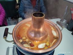 -一只羊·铜锅涮羊肉烧烤