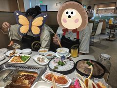 -海底捞火锅(新松江路生日主题店)