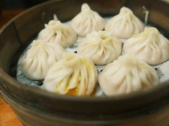 -莱莱小笼·乔艾
