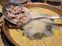 -洱火云南酸菜牛肉火锅(石景山当代商城店)