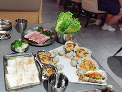 -围炉肉舍•炭烤活鳗•丹东海鲜烤肉(步行街店)