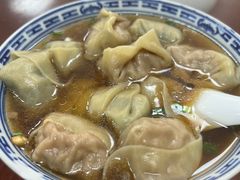 半菜半肉-古徽州馄饨店(宝安路店)