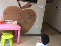 -瑞尔齿科(南京东路名人诊所)