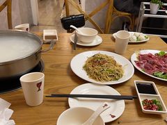 吉友招牌腊味炒面-吉友粥底火锅(方斜路店)