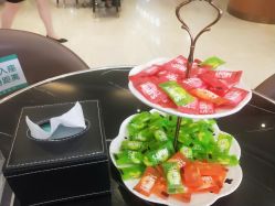 -新生植发·植养护一体