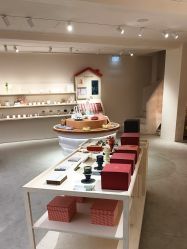 -SALON DE VANHADA