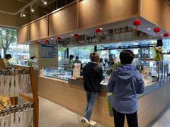 -Dough&Joe团憩(瑞虹天地月亮湾店)