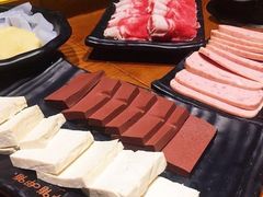 -呷哺呷哺(世贸.工三店)