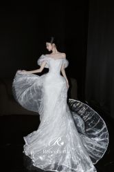 点击看大图 -Renee芮亦婚纱