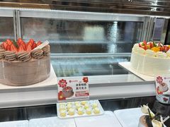 -花花卷卷·鲜食蛋糕(静安久光百货店)