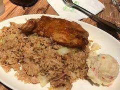 海鲜炒饭配香蒜烤鸡-玛格萝妮(汇智国际商业中心店)