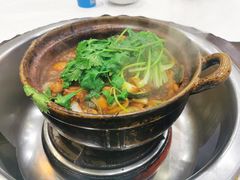 -渝君重庆火锅(嘉宾路店)