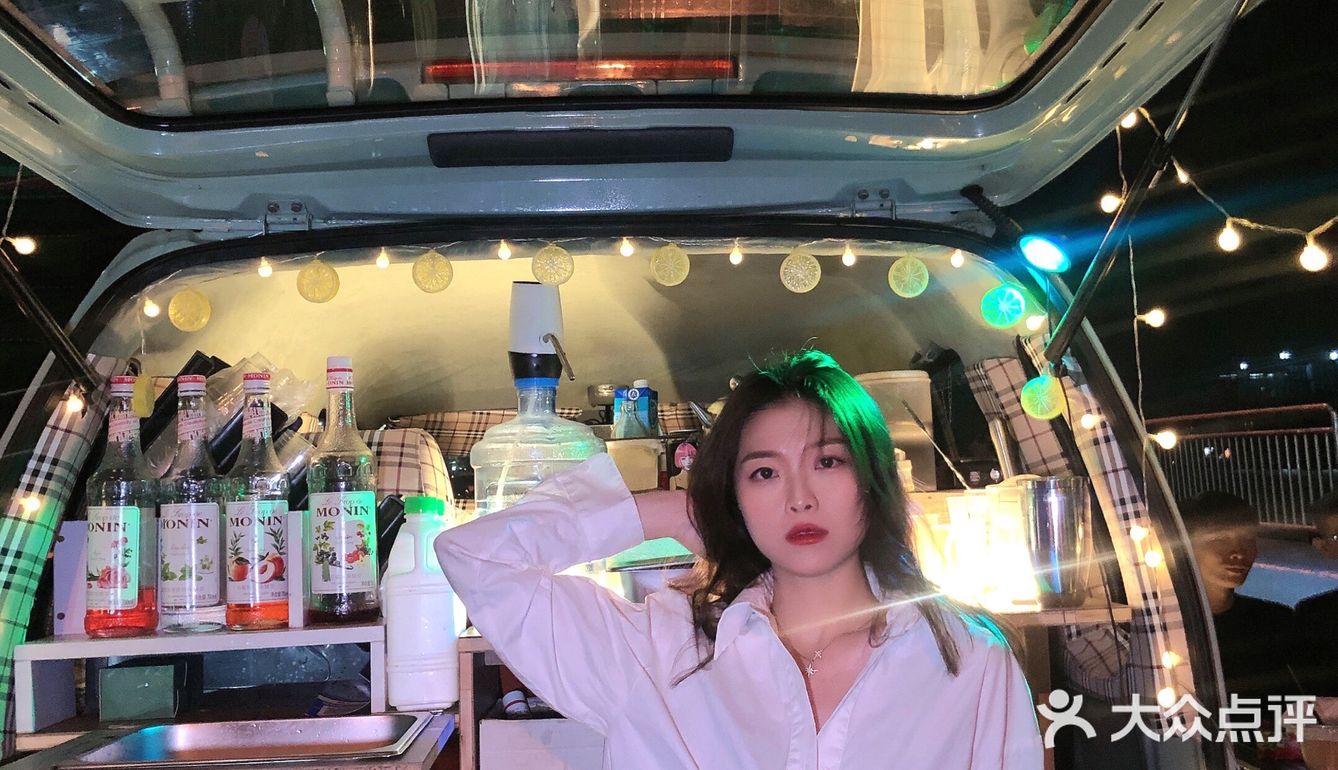 东海岸捕捉到新晋拍照打卡胜地｜网红奶茶车