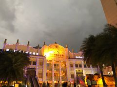 -海口骑楼小吃街