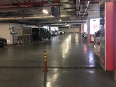 场地-美罗城停车场