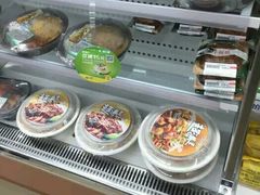 -全家便利店(莲花池东路店)
