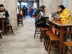 大堂-老乌家特色小炒泡馍(大皮院店)