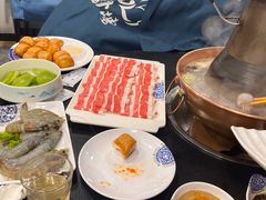 -楼外楼大刀肉传统火锅居(幸福街店)