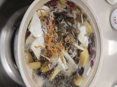 -土连锅·现熬养生汤锅(梁家巷店)