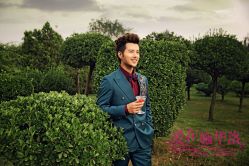 -施华洛婚纱摄影会所(范阳中路店)