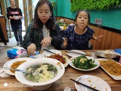 -合合春饼·酱骨·东北菜(潘家园店)