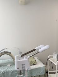 -苗方清颜·祛痘皮肤管理