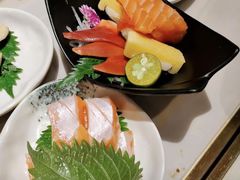 -雍容荟活帝王蟹活龙虾自助(苏宁旗舰店)