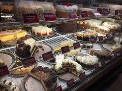 -The Cheesecake Factory(baldwin avenue)