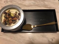 伯爵麻薯坚果罐子-慢象咖啡(台江店)