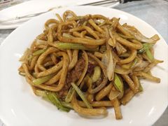 -汗腾格里·风味餐厅(新疆驻京办店)