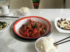 -张大师鸭爪爪特色干锅(南湖店)