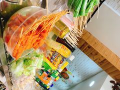 -百品聚旋转火锅(万德庄店)