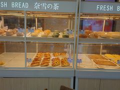 面包甜点陈列柜-奈雪的茶(石厦时代广场店)
