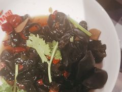 -雪熊哈尔滨烧烤·精酿啤酒·砂锅(中央胜境店)