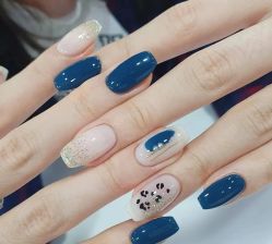 -H12 STAR日式美甲美睫专门店
