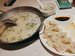 -呼伦贝尔烤羊·蒙古烤羊排(南田路总店)