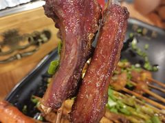 烟熏排骨-陈员外正宗夹江烧烤(广福路店)