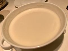 杏仁露-天龙轩(香港丽思卡尔顿酒店)