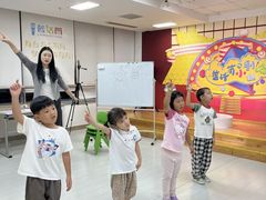 -蓝话筒·少儿成人演讲口才·主持朗诵·戏剧表演(大华第一坊店)