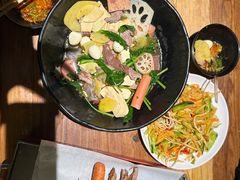 -万记麻辣烫国展总店