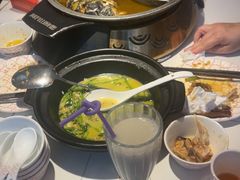 -阿瓦山寨·湘菜现炒·剁椒鱼头王(咸阳总店)