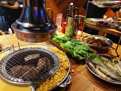 -青瓦炭韩潮烤肉(花园道店)