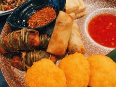 Golden虾饼-浩海火燒雲傣家菜(芮欧百货店)