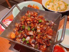 铁板蛙蛙叫-弄堂里·寻味杭州(湖滨银泰in77C区店)