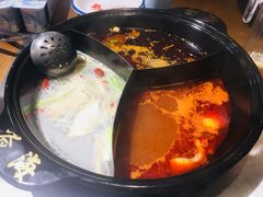 三色锅底-签海串串火锅(泰华店)