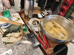 -禄婶鸡煲·打边炉